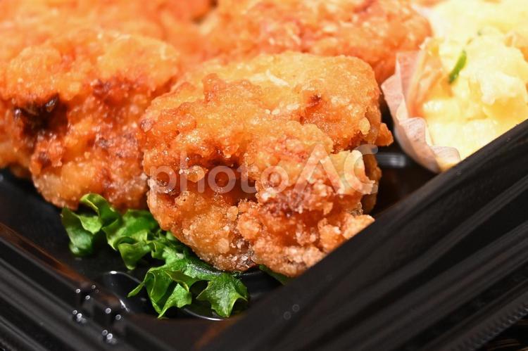 はしっこの唐揚げ からあげ,弁当,肉の写真素材
