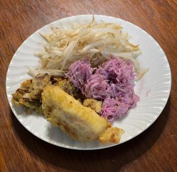 肉巻きと舞茸の天ぷらにもやしレンチン 天ぷら,肉巻き,舞茸の写真素材