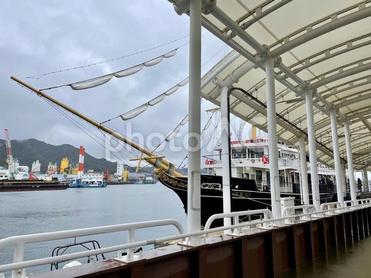 兵庫　うずしおクルーズ乗降口 咸臨丸,観潮船,帆船の写真素材