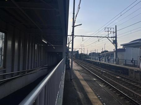 Photo, evening, setting sun, station, 