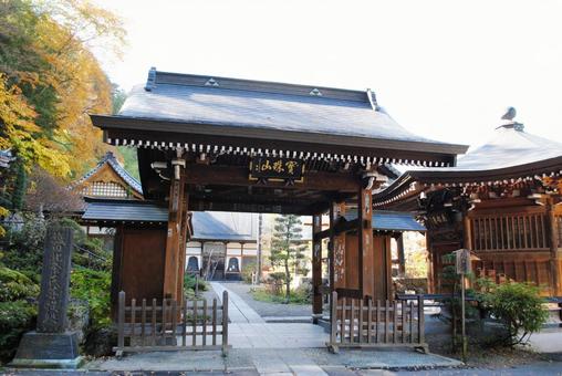 信州上田市塩田野龍光院の紅葉 信州上田市塩田野龍光院の紅葉の写真