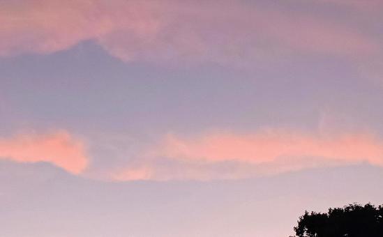 夏の淡い夕空のテクスチャ 夏の淡い夕空のテクスチャ 夕空,夏,初夏の写真素材