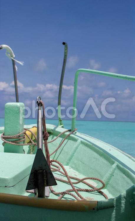 南の海へ ボート,リゾート,旅の写真素材