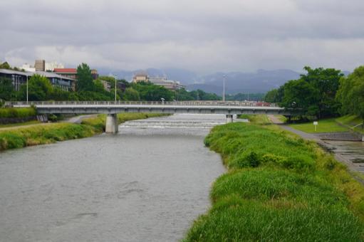 京都 鴨川の風景 京都 鴨川の風景の写真