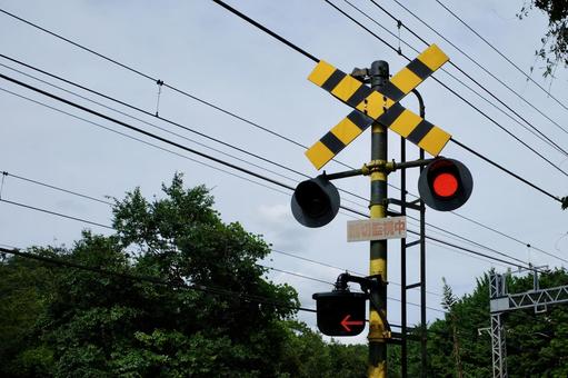 踏切 踏切 踏切,鉄道,警報機の写真素材