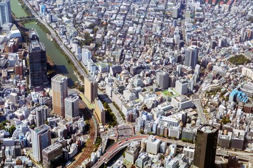 飯田橋交差点上空から牛込神楽坂方向を空撮 空撮,飯田橋,飯田橋駅の写真素材