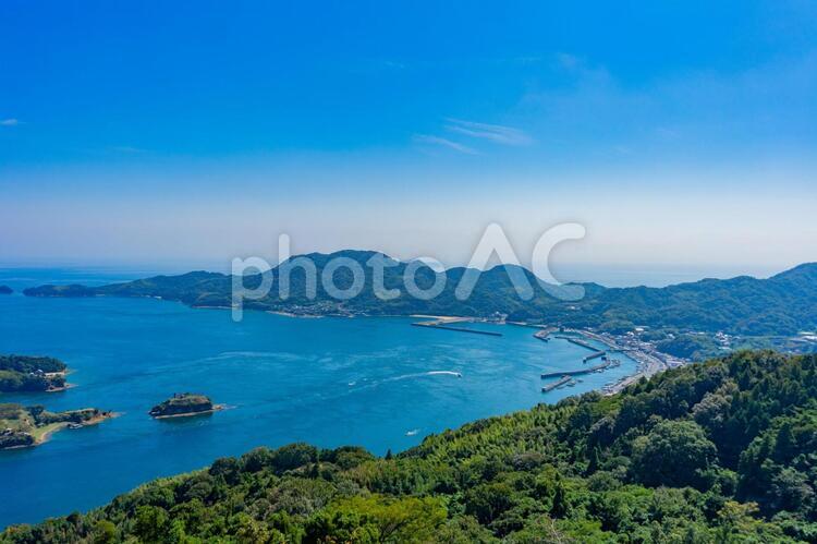 カレイ山展望台から見た大島の風景 カレイ山展望公園,鵜島,展望台の写真素材