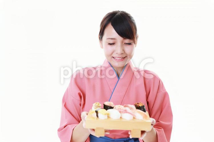 寿司を運ぶウェイトレス 寿司,女性,ウェイトレスの写真素材