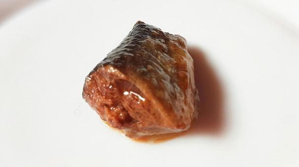 缶詰めのいわし一切れ・2 缶詰めのいわし一切れ・2 いわし,魚,食べ物の写真素材