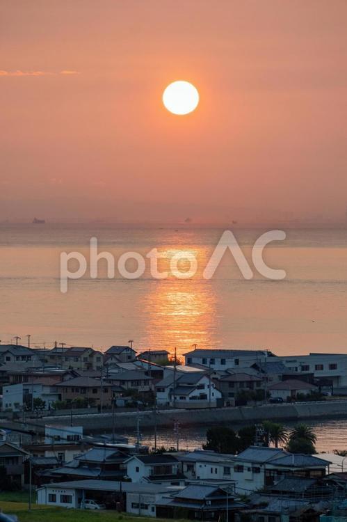［兵庫県淡路市］淡路島｜日の出｜大阪湾 淡路島,日の出,朝日の写真素材