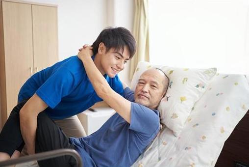 Male caregiver with an elderly person, nurses, male, work, JPG