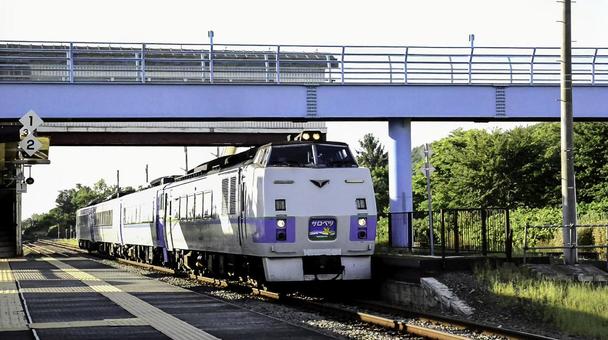 和寒駅のキハ183系特急「サロベツ」 和寒駅のキハ183系特急「サロベツ」 キハ183系,特急サロベツ,和寒駅の写真素材