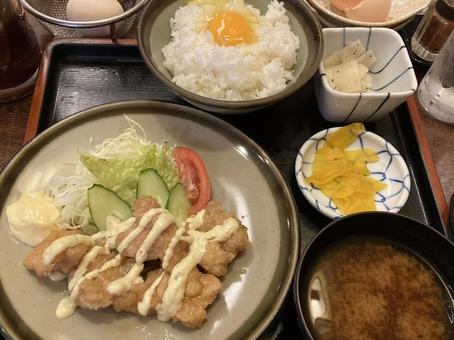 鳥南蛮定食 鳥南蛮定食 鳥南蛮定食,昼食,卵かけご飯の写真素材