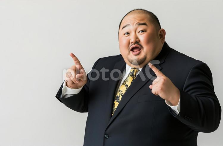 おじさん肥満 おじさん,肥満,スーツの写真素材
