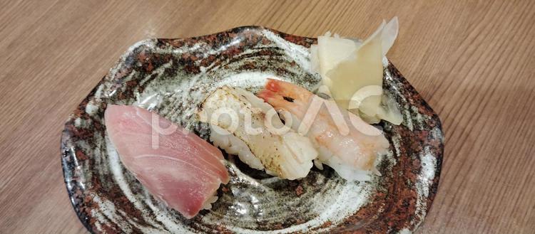 お寿司　のどぐろ　海老　まぐろ 食べ物,飲食物,食事の写真素材