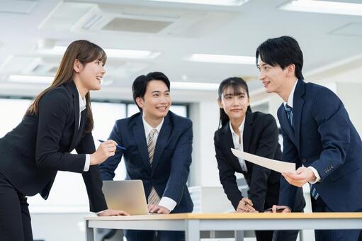 会議 会議,ビジネスマン,ビジネスウーマンの写真素材