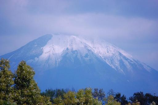 Photo, oyama, graduate, crown of snow, 