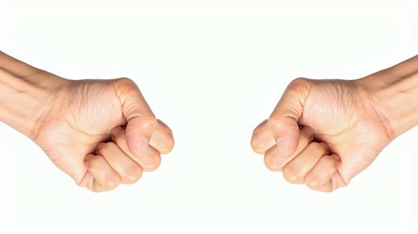 手の形・じゃんけんのあいこ（グー）の写真