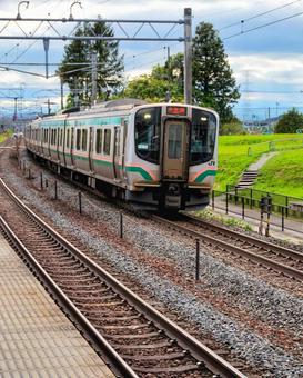 小牛田行の列車 小牛田行の列車 小牛田,列車,東北本線の写真素材