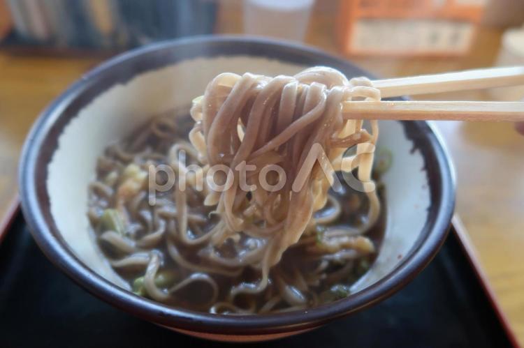 湯気のでているかき揚げ蕎麦3 かき揚げ蕎麦,そば,年越しそばの写真素材