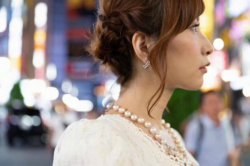 Profile of a nightwork woman, JPG Profile of a nightwork woman, night work, miss caba, female, JPG