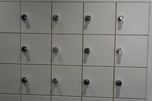 Photo, small locker, female toilet, locker, 