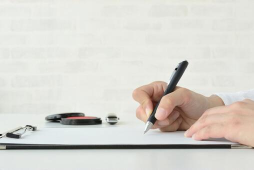 The hand of the person signing the contract, hợp đồng, chữ ký, hợp đồng, JPG