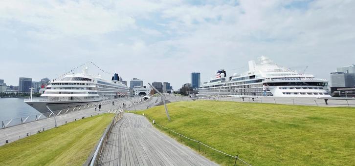 風景　横浜　大さん橋 神奈川,横浜,大さん橋の写真素材