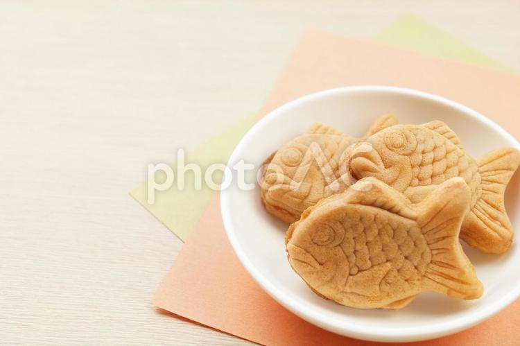 3個の鯛焼き　かわいいおやつ おやつ,たい焼き,3個の写真素材