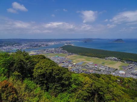 【佐賀県】唐津市・鏡山展望台 【佐賀県】唐津市・鏡山展望台 鏡山展望台,鏡山公園,唐津湾の写真素材