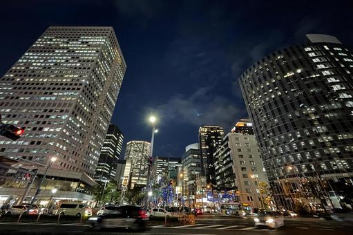 宵の口の梅田のある風景B_710B 梅田,キタ,夜の写真素材
