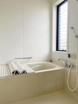 リフォーム前のユニットバス お風呂,ユニットバス,浴槽の写真素材