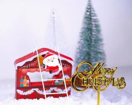 家、サンタ、はしご クリスマス,サンタクロース,小物の写真素材