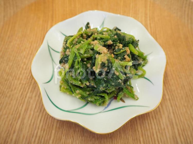自家製・ほうれん草の胡麻和え ほうれん草の胡麻和え,自家製,家庭料理の写真素材