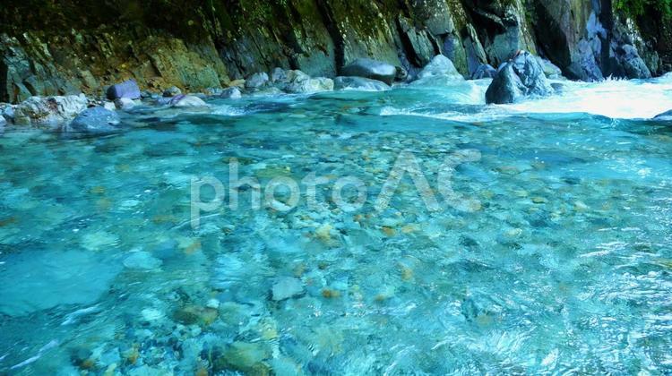 付知川の透き通った綺麗な渓流 付知川,付知峡,渓流水の写真素材