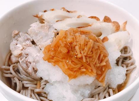 竹輪なめ茸おろし蕎麦 竹輪なめ茸おろし蕎麦 竹輪なめ茸おろし蕎麦,おろしなめ茸蕎麦,フードの写真素材