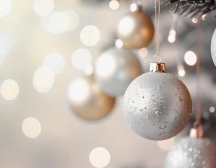 クリスマスのオーナメントの写真