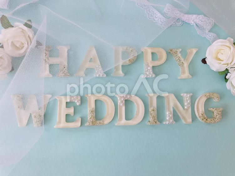 HAPPYWEDDINGの文字と薔薇 happywedding,レース,リボンの写真素材