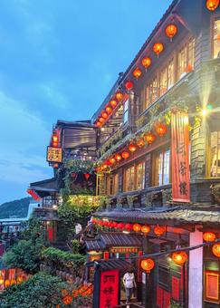 台湾 九份 新北市 阿妹茶楼夕景 台湾 九份 新北市 阿妹茶楼夕景 台湾,九份,提灯の写真素材