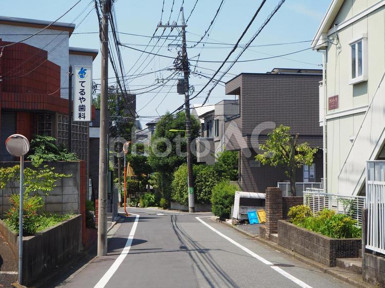 祖師ヶ谷の街並み（東京都・世田谷区） 祖師ヶ谷,砧,街並みの写真素材