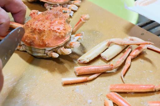 蟹の調理 蟹,調理,まな板の写真素材