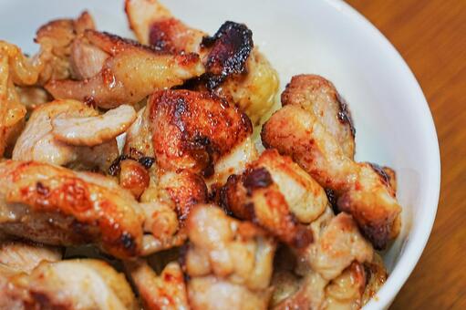 鶏丼 食事,食卓,とり丼の写真素材