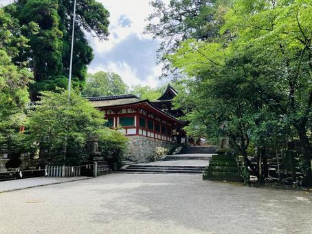 石上神宮 境内 石上神宮 境内 石上神宮,奈良県天理市,十六社の写真素材