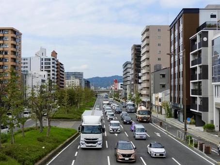 五条壬生川から見通す国道9号上り線2 五条壬生川から見通す国道9号上り線2 国道9号,五条通,京都市の写真素材