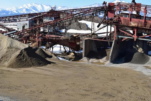 砕石工場 建設資材の生産現場 砕石工場,採石工場,砕石場の写真素材