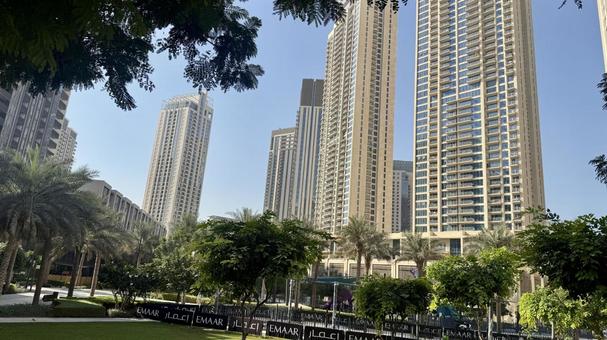 ドバイの住宅街 ドバイ,町並み,街並みの写真素材