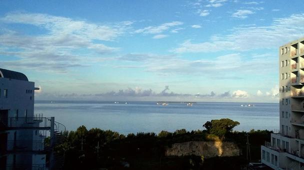 沖縄の海の写真