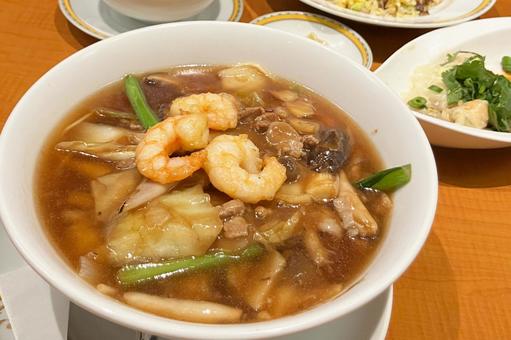 五目ラーメン 五目ラーメン 五目ラーメン,ラーメン,麺の写真素材