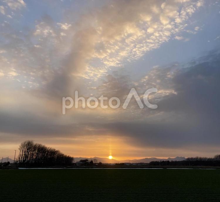 夕暮れ 空,夕暮れ,夕陽の写真素材