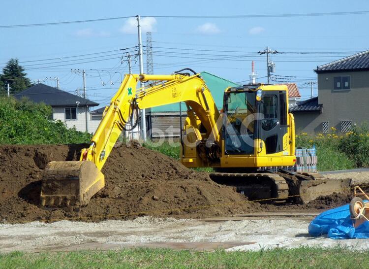 造成地の移動式クレーン車 重機,移動クレーン,働く車の写真素材